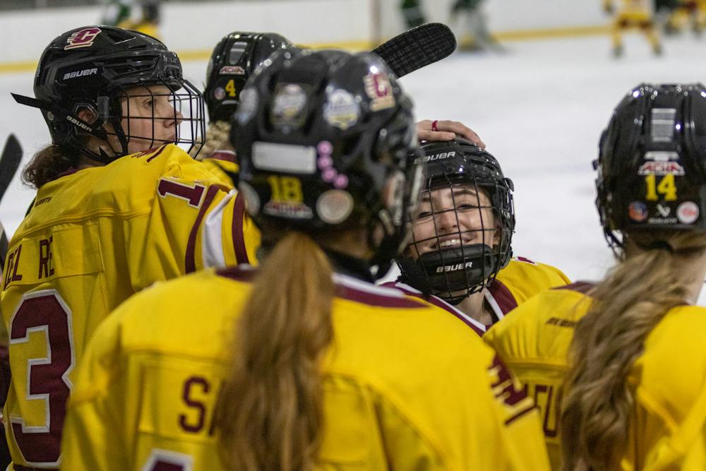 CMU womens hockey handles Aurora University in series sweep