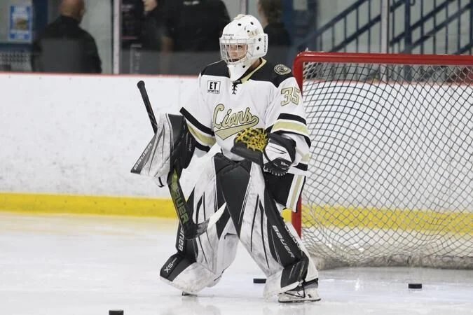 PNW women’s hockey drops road set at Penn State